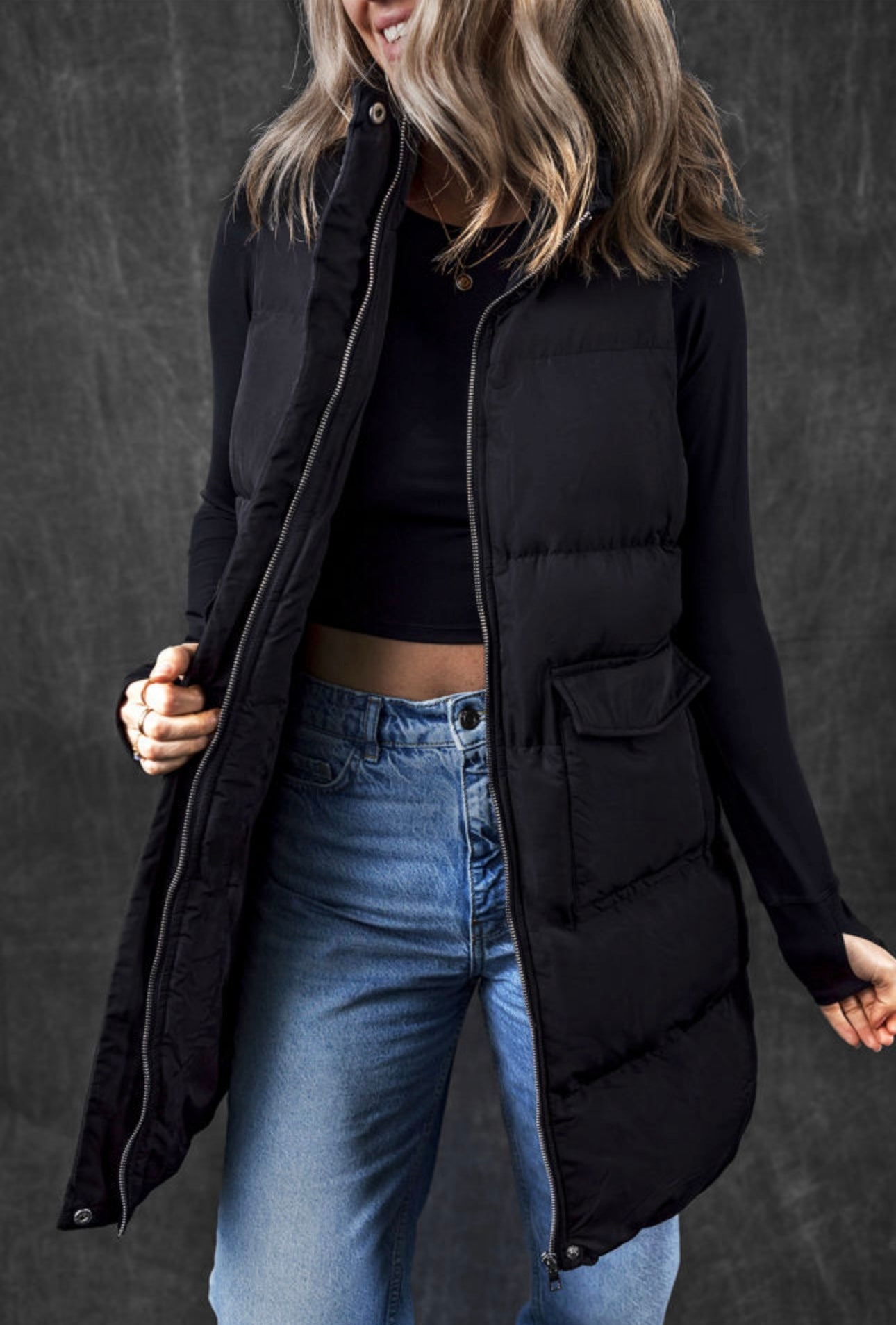 Black Quilted Vestk