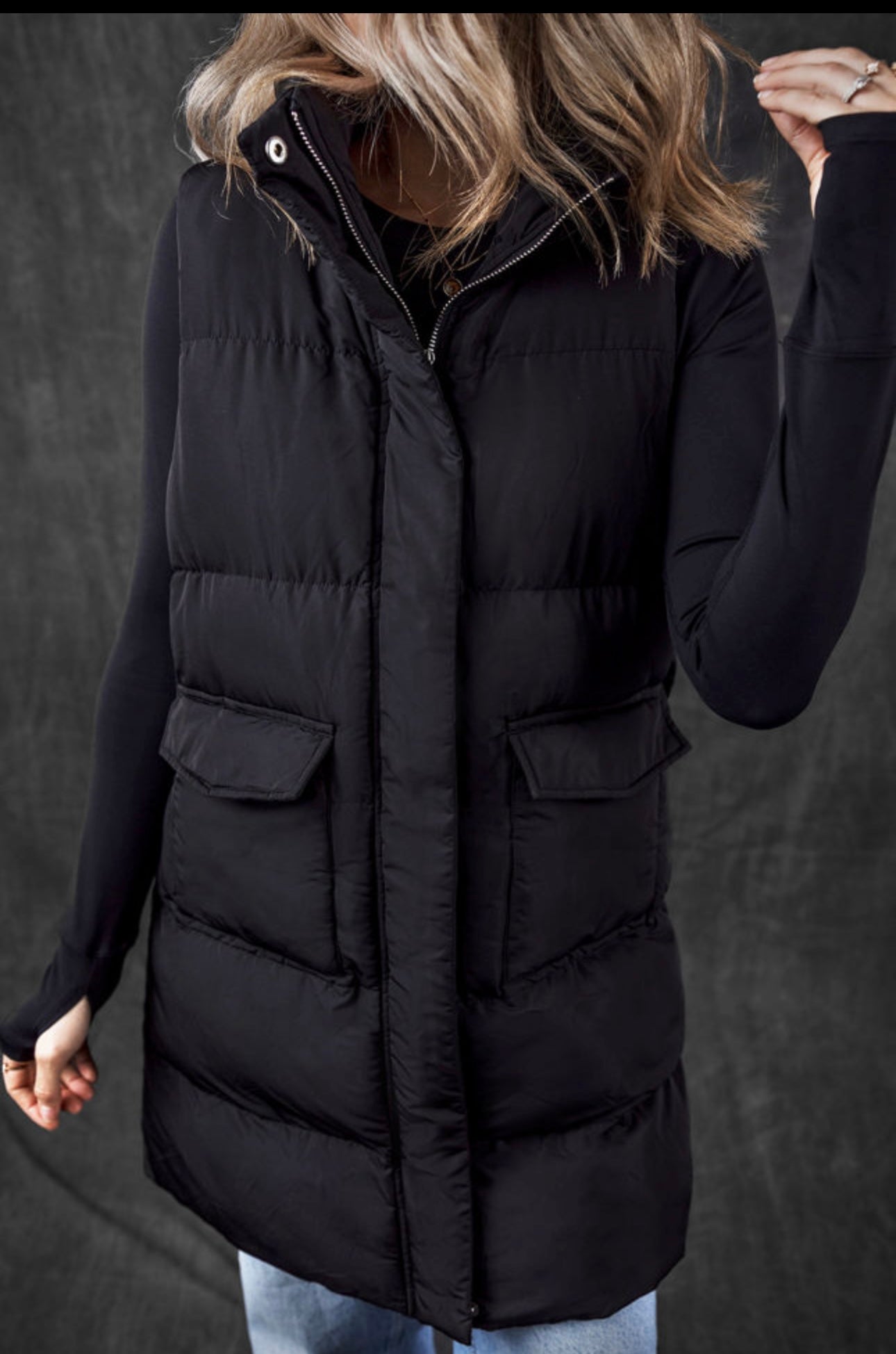 Black Quilted Vestk