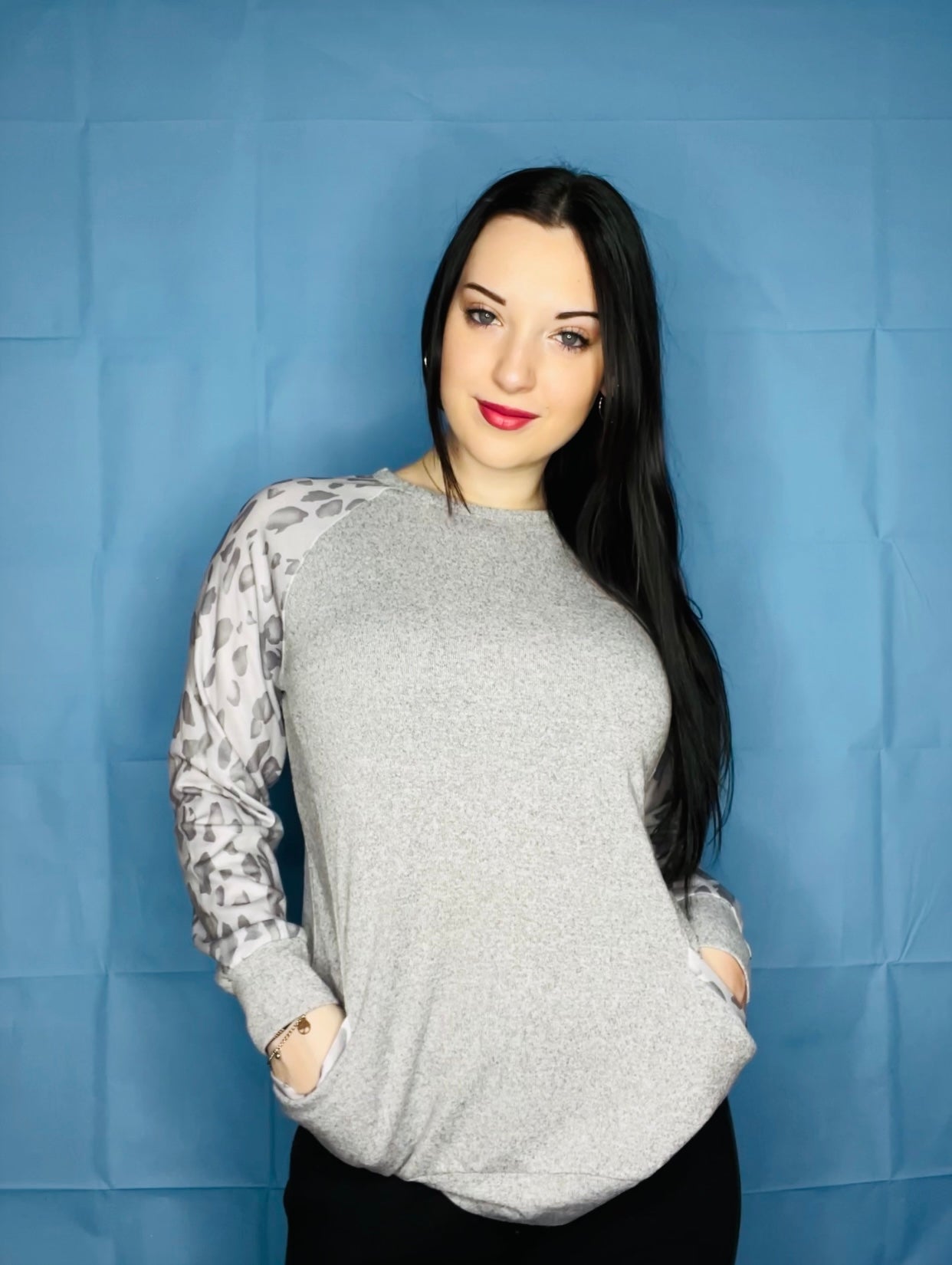 Grey Leopard top