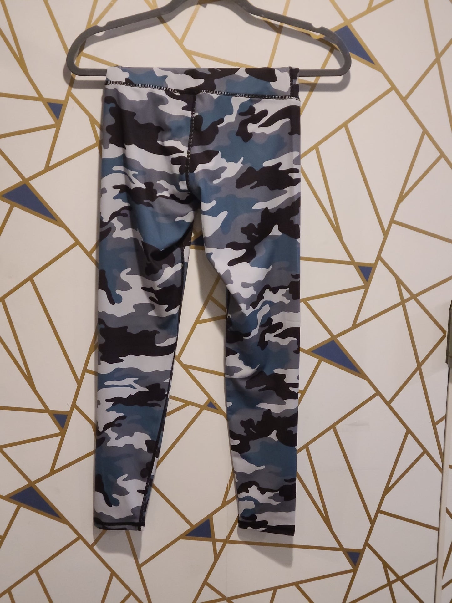 Blue camo leggings