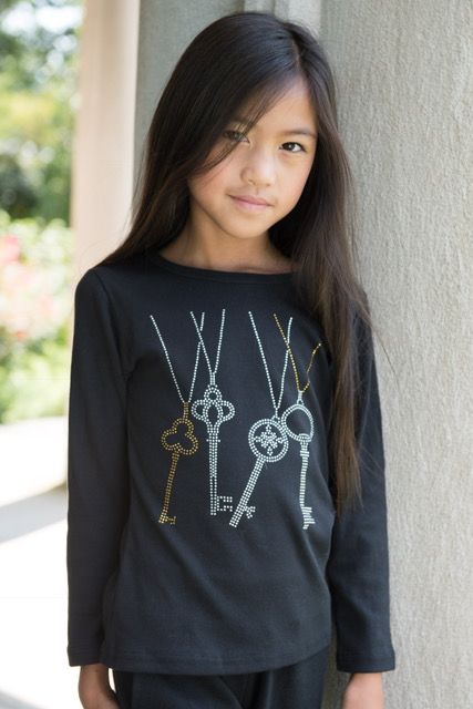 Black long sleeves keys