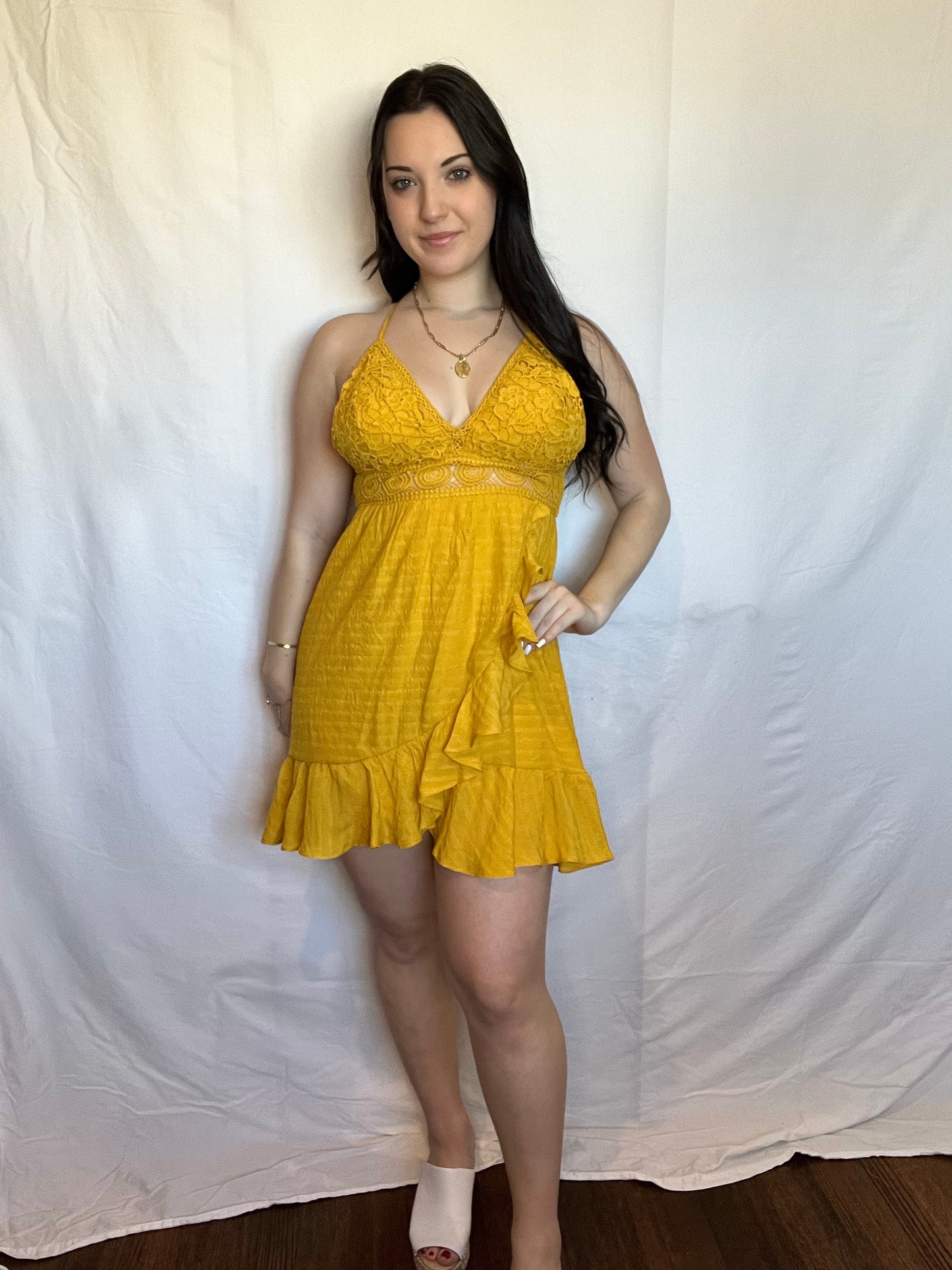 V-neck lace ruffle dress