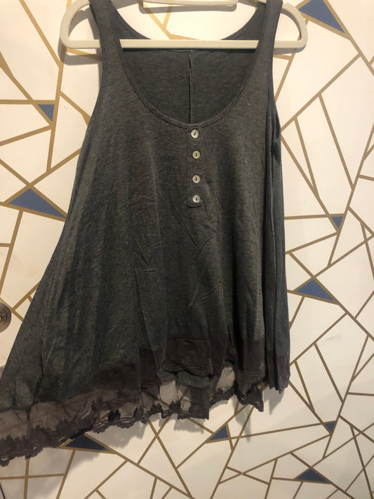 Lace bottom flowy tank