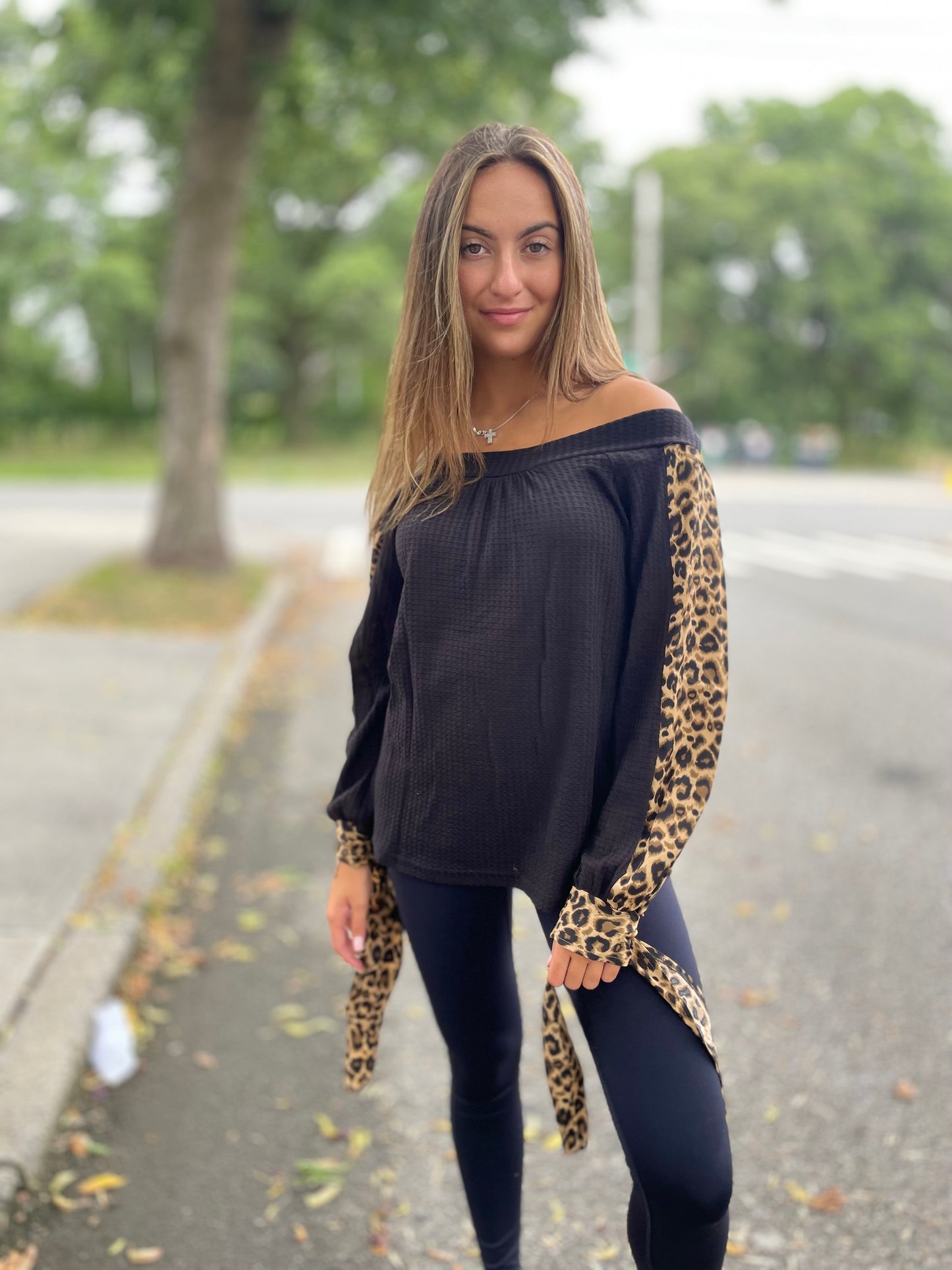 Leopard Sleeve Tie Sleeve Top